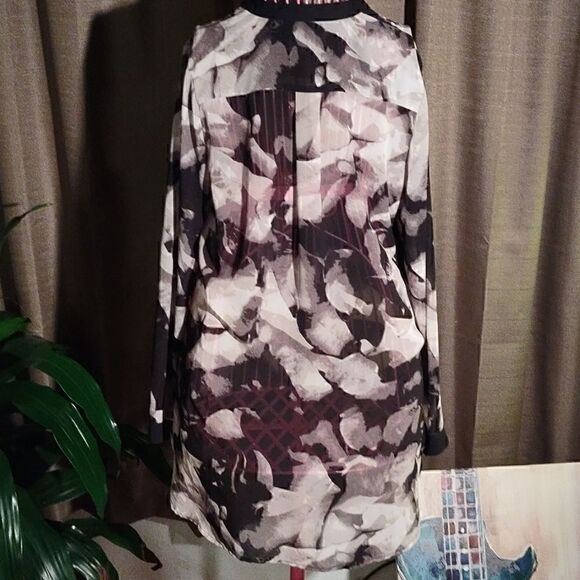 Massimo Black White Button up Sheer Blouse - Picture 7 of 9